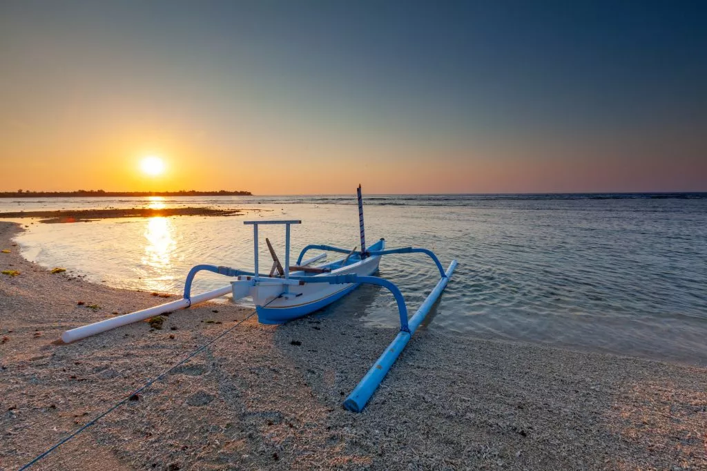 sunset-at-gili-nanggu-beach-1024x682.jpg (1)